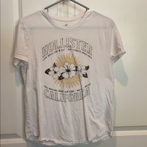 white vintage hollister tshirt